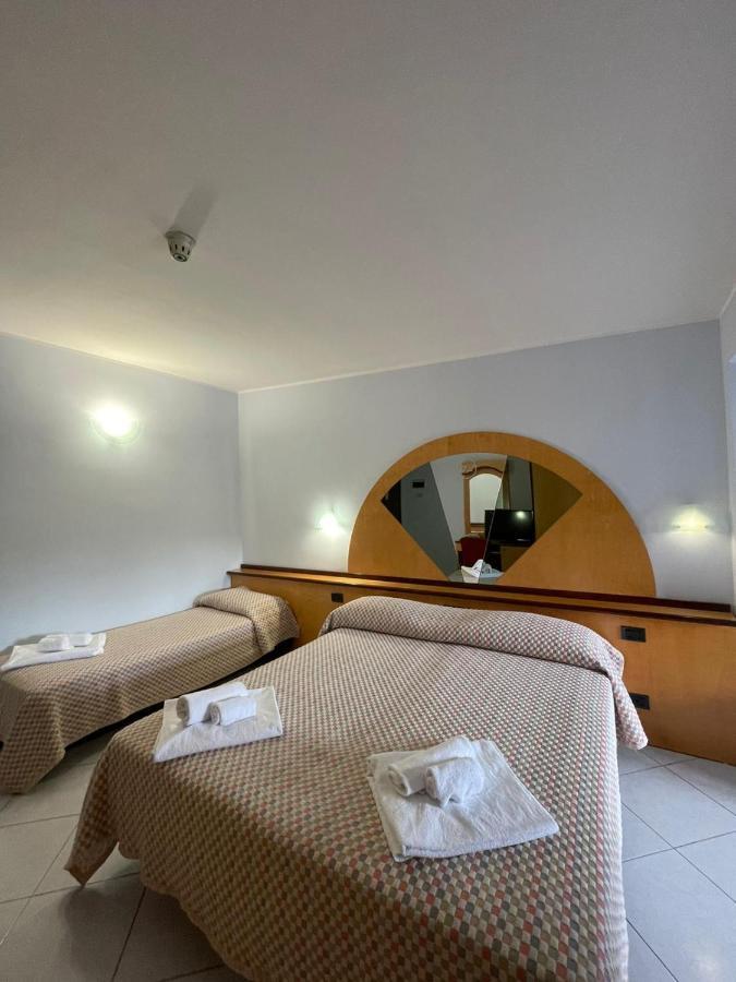 Hotel Solaris Касалбордино Екстериор снимка